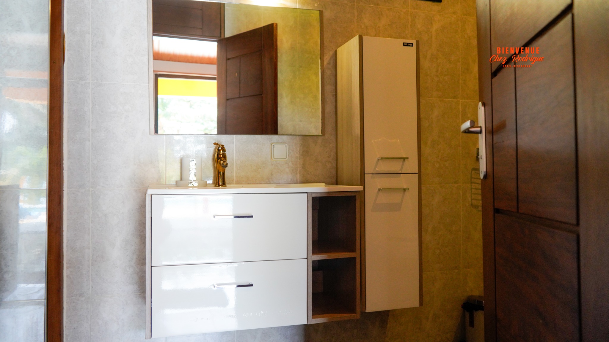 CHAMBRE HAUT STANDING