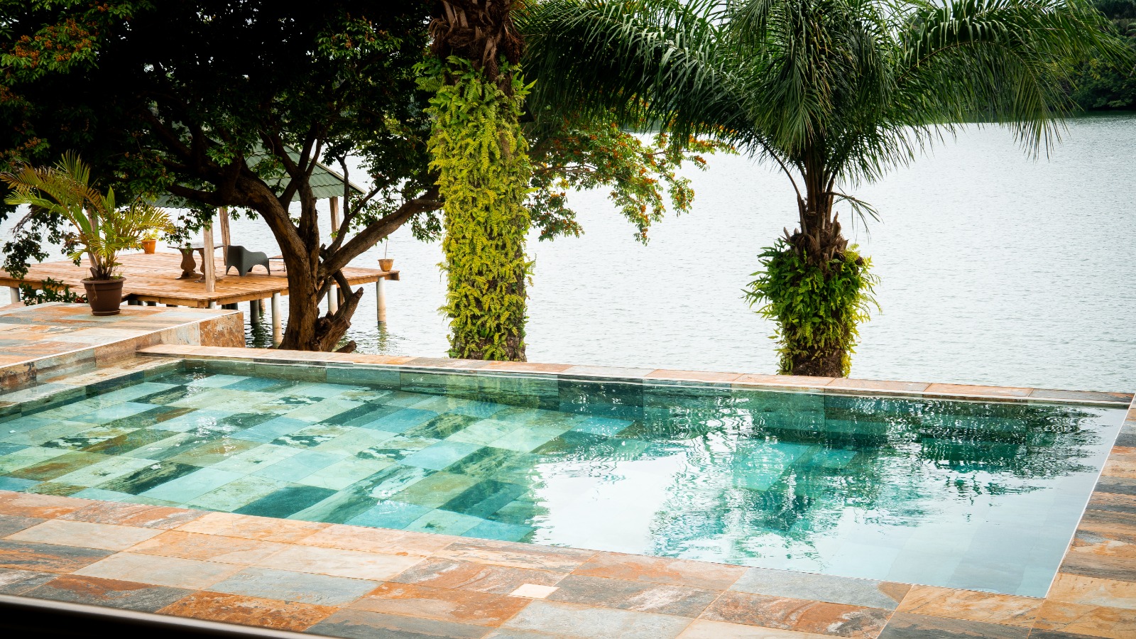 RESIDENCE HAUT STANDING 3 PIECES PISCINE PRIVEE
